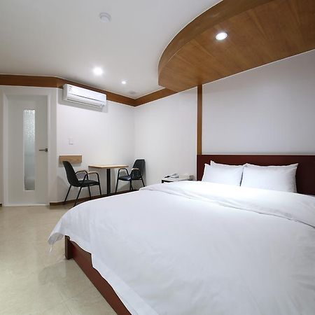 Abata Business Hotel Kōyō Exteriör bild